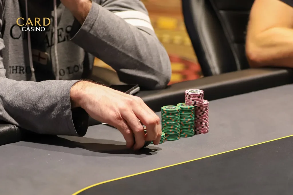 Card Casino SK: Kovacs builds big overall chip lead in Day 1B!