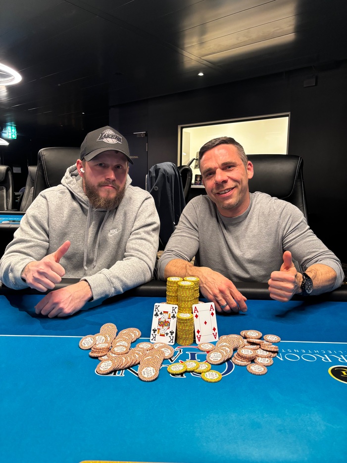 Even Deal! The winners in the Sunday Megastack: (f.l.t.r.) Radim Divis (SUI), 