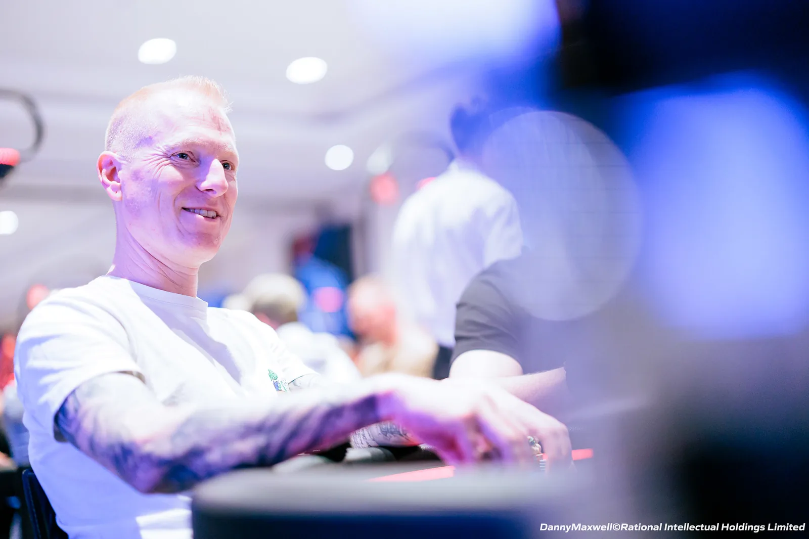 EPT Paris Main Event – Felix 'xflixx' Schneiders jumps into Day 2 with a large group of DACH players!