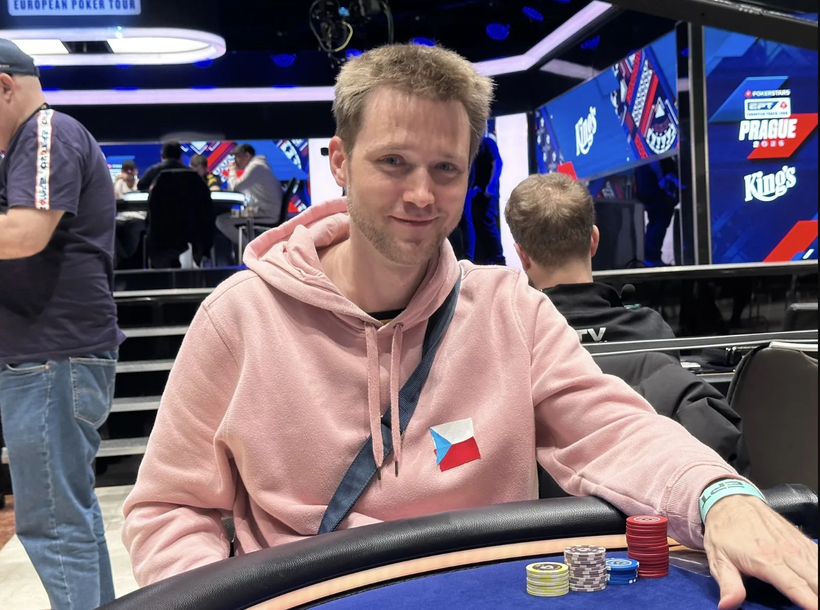 SCOOP – Die Baumschlange leads in the Sunday Million / Schemion & Smiljkovic on podiums, “pads” wins