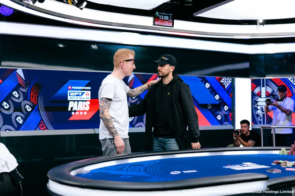 "xflixx" becomes EPT Paris Main Event Runner-Up for an incredible €717.350, Abreu wins!
