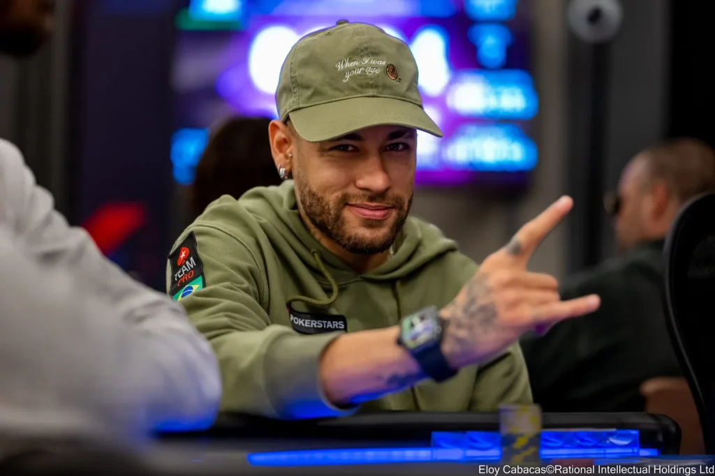 PokerStars SCOOP – Day 1 – Martin Mulsow wins, Neymar jr. in front!