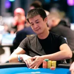 827 entries break the €1M guarantee in the WSOPC Main Event! Lulei Hu in the lead!