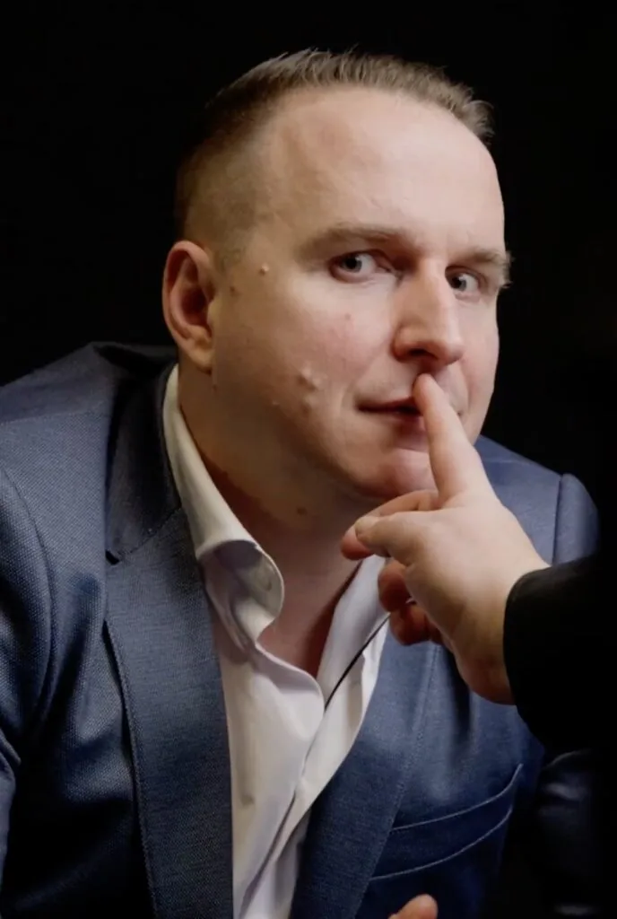 Benjamin Rolle bencb - BigLi Poker