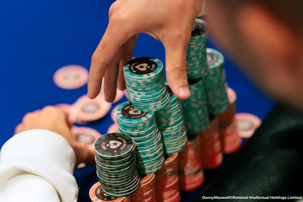 PokerStars SCOOP Day 14 – 'Redarion' from Austria leads in the SCOOP 80-M Sunday Warm-Up!