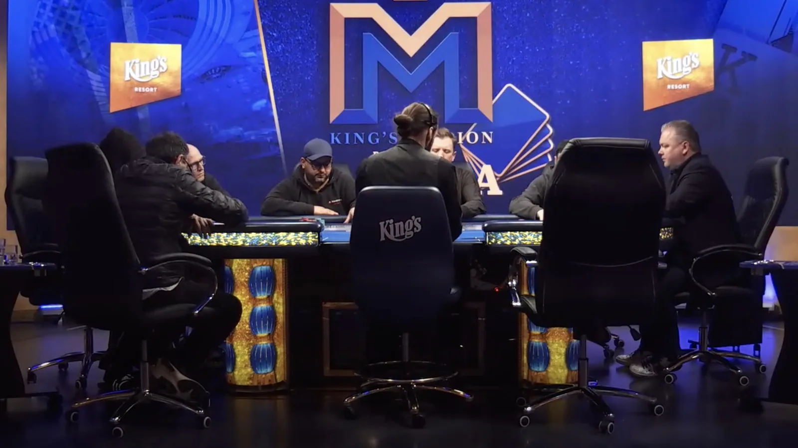 King’s Million PLO – „Thor23111“ heads into the overlay final of the top 16 as chip leader!