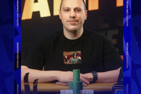Triton ONE – No AI fake: Martirosian (almost) laughs in the winner's photo! Three large ones are followed by a small trident!