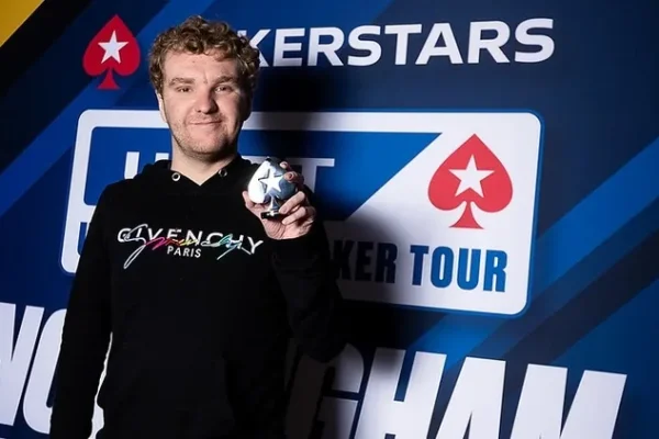 SCOOP – Wilson wins the Super Tuesday, „sintoras“ third / ZOOM-Trophy for „greenfou21“!