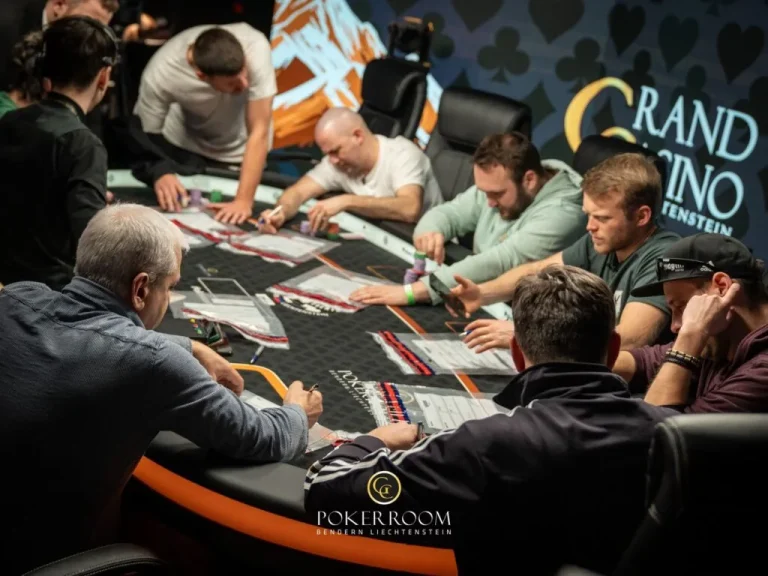 WSOPC Main Event – Arossi takes the chip lead to the final table, Geiger & Kramer among the final eight!