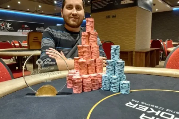 Restrained Poker France Belgique Masters kick-off! Martan leads in the GCA!