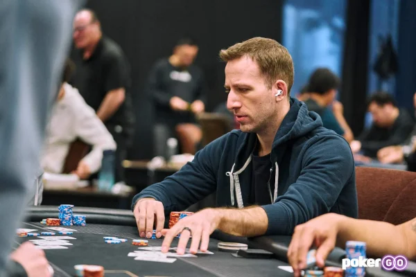 WSOPE #1: Benny Glaser leads The Opener Mystery Bounty into the final!