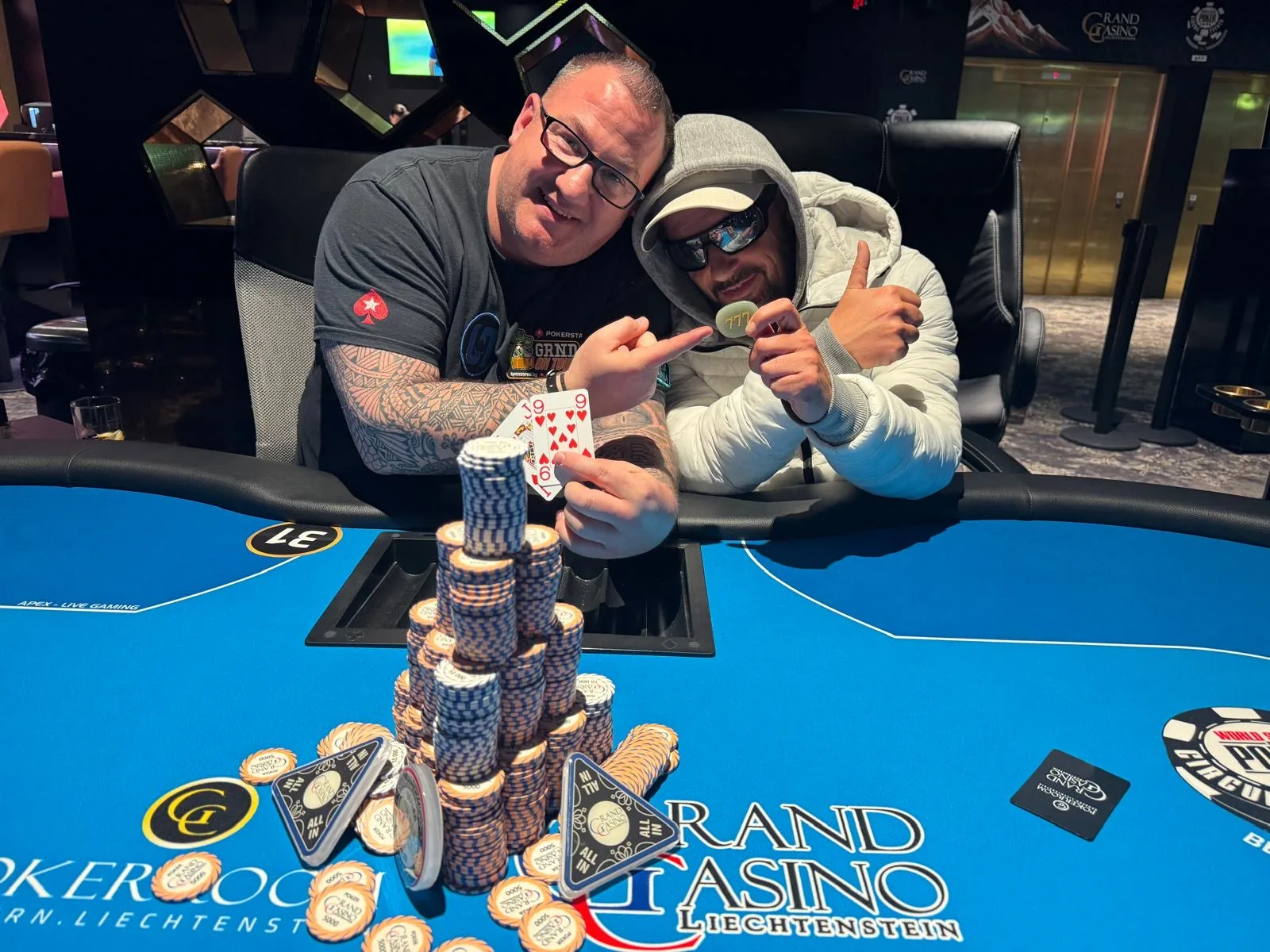 "Hempmaster" and "Didi777" reach a deal in the Felix Freezeout – CPF Main Event with opening flight!
