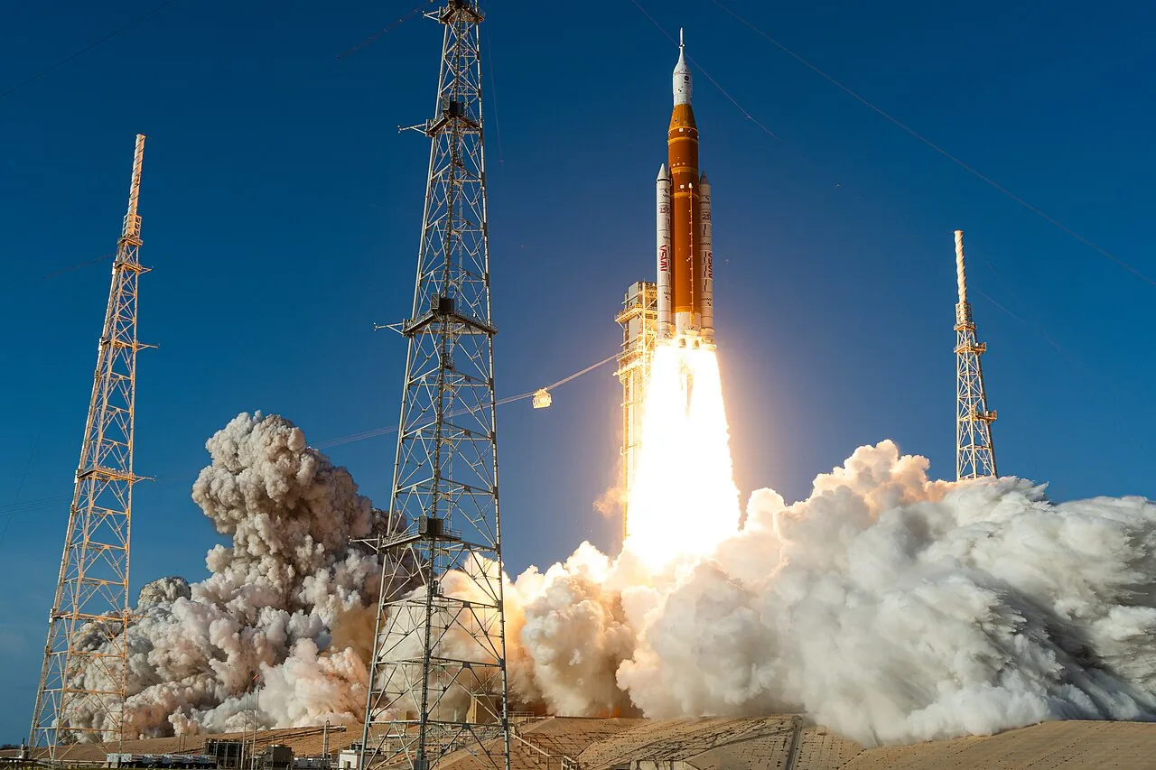 Artemis 2 Poker – Why the Moon Mission Almost Didn't Fly Because of a Poker Game!