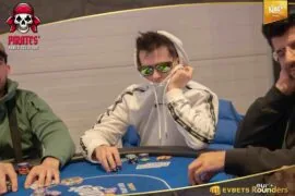 1D chip leader Mazouk cracks the million mark in the €1.5M gtd. Pirates‘ Poker Treasure Main Event!