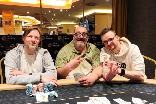 Four to Six: Main Event steht im Finale und Deal im Megastack!