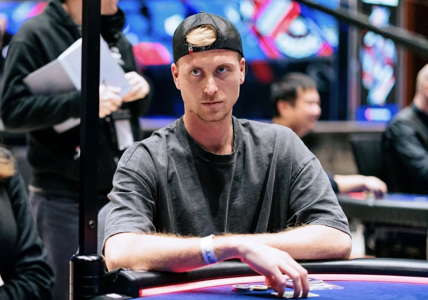 €1.5M gtd. PPT Blackbeard Mystery Bounty – Ragone kidnaps 1C Chipleader Bounty to Italy!