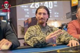1D chip leader Mazouk cracks the million mark in the €1.5M gtd. Pirates‘ Poker Treasure Main Event!
