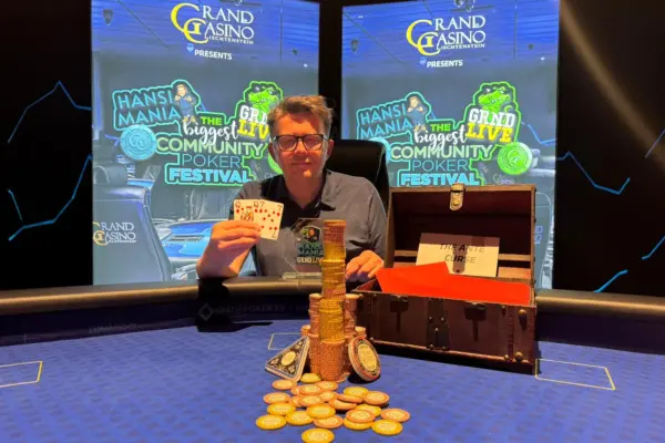 „Supper Rappi“ causes chaos at the Community Poker Festival / „Mrs. Devil“ 1D chip leader in the ME!