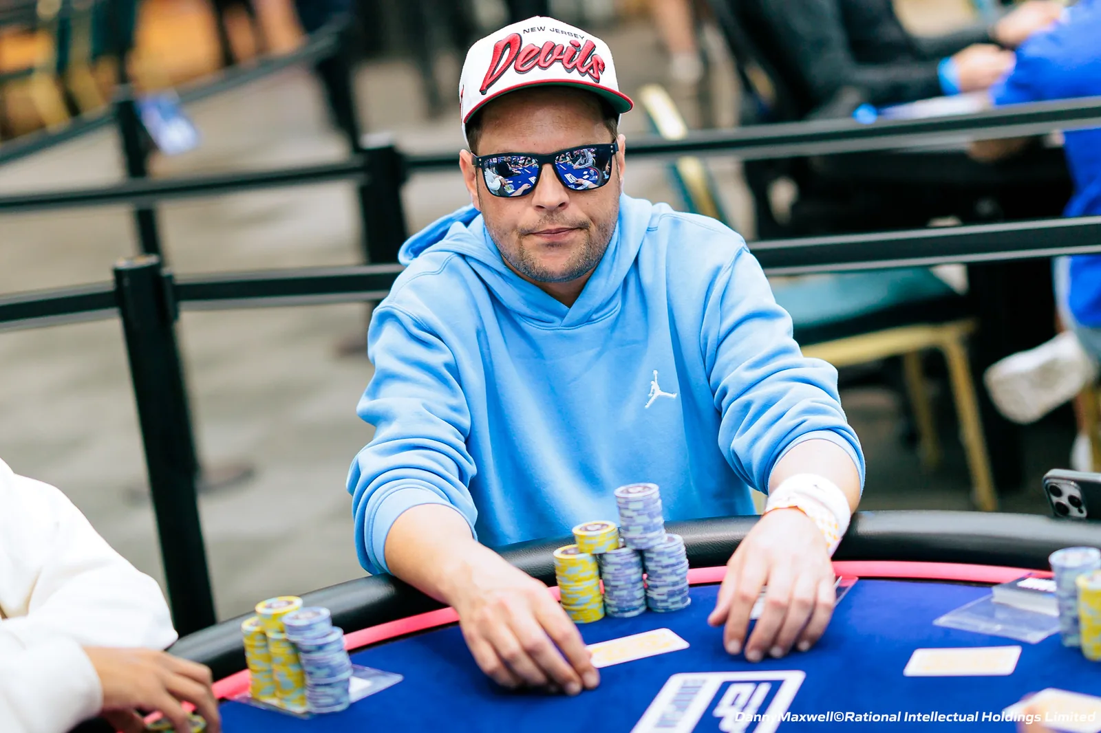 WSOPE Main Event – Six hot DACH contenders surrounded by international stars among the final 85!