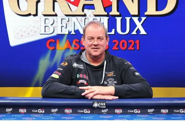 Johannes Huisman first chip leader in the Captain Jack Sparrow Mystery Bounty!
